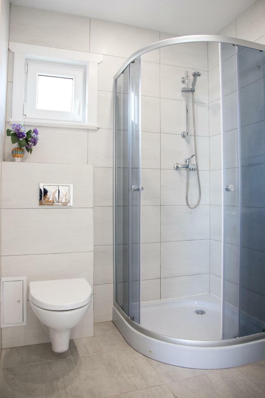 Domki Letniskowe Biala Perla Jezierzany Extérieur photo